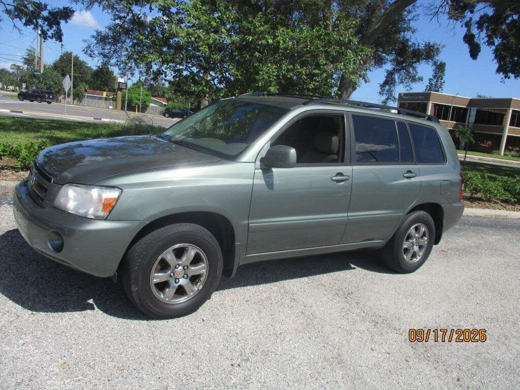 2004 TOYOTA Highlander