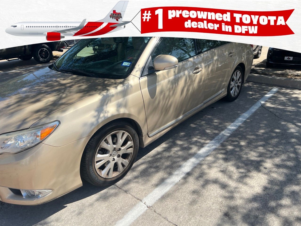 2011 TOYOTA Avalon