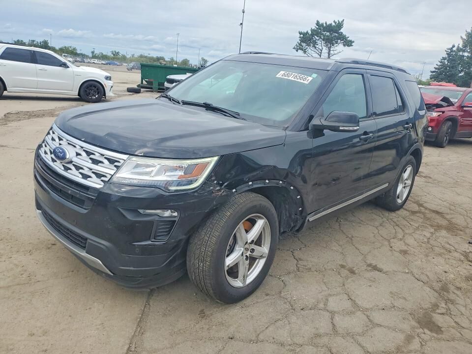 2018 FORD Explorer
