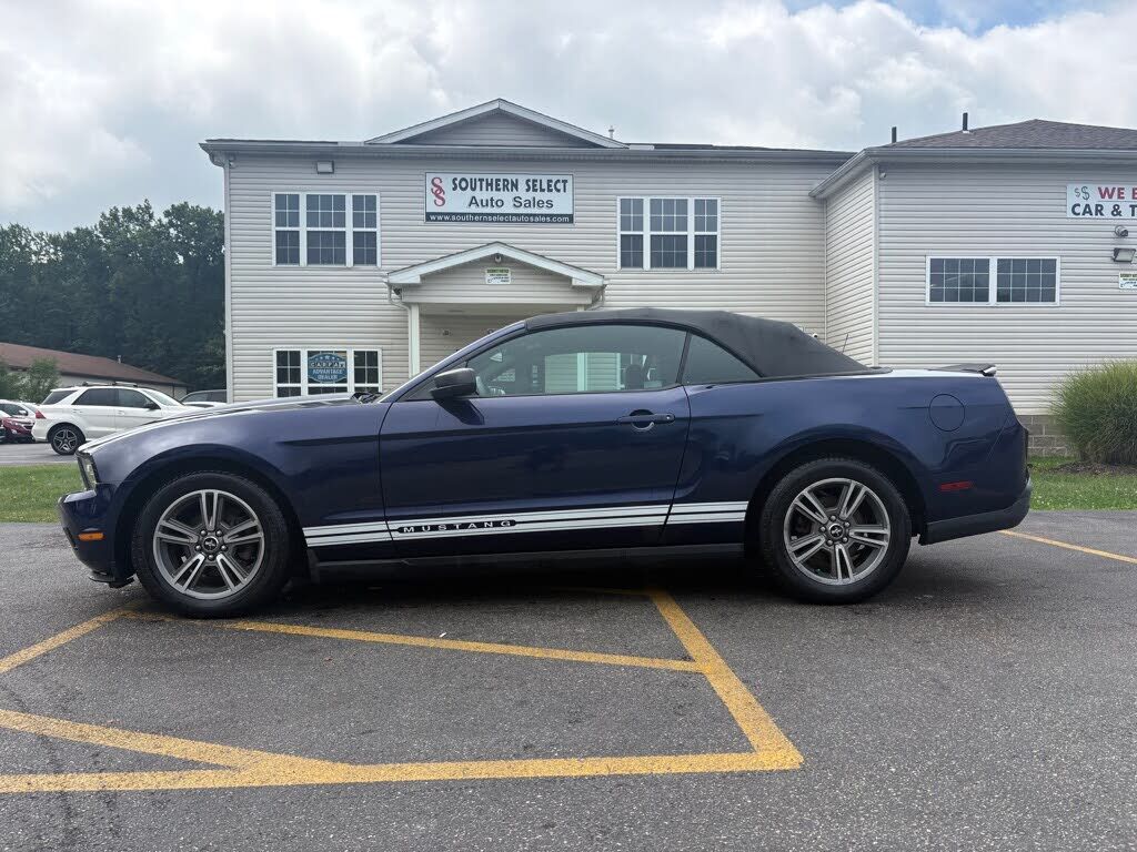 2010 FORD Mustang