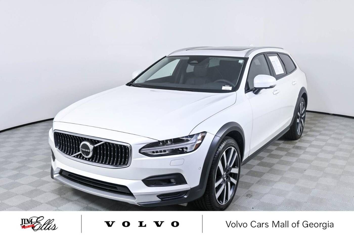 2025 VOLVO V90CC