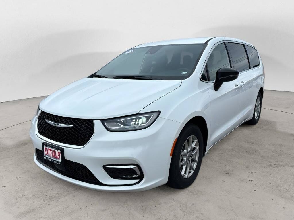 2025 CHRYSLER Pacifica