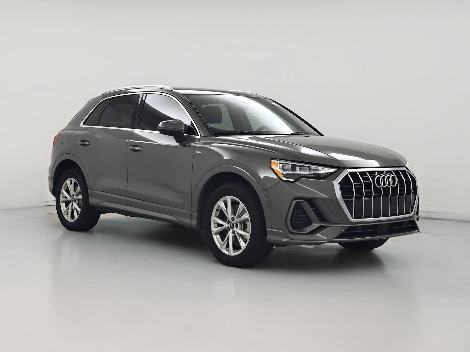 2022 AUDI Q3
