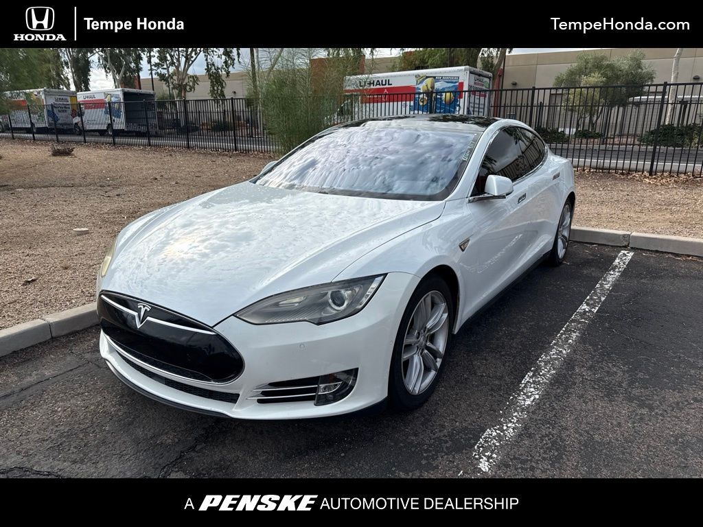 2016 TESLA Model S