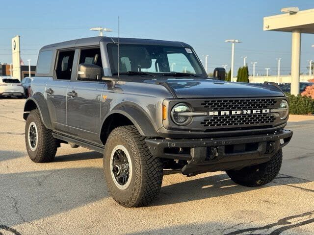 2022 FORD Bronco