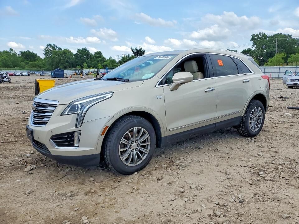 2017 CADILLAC XT5