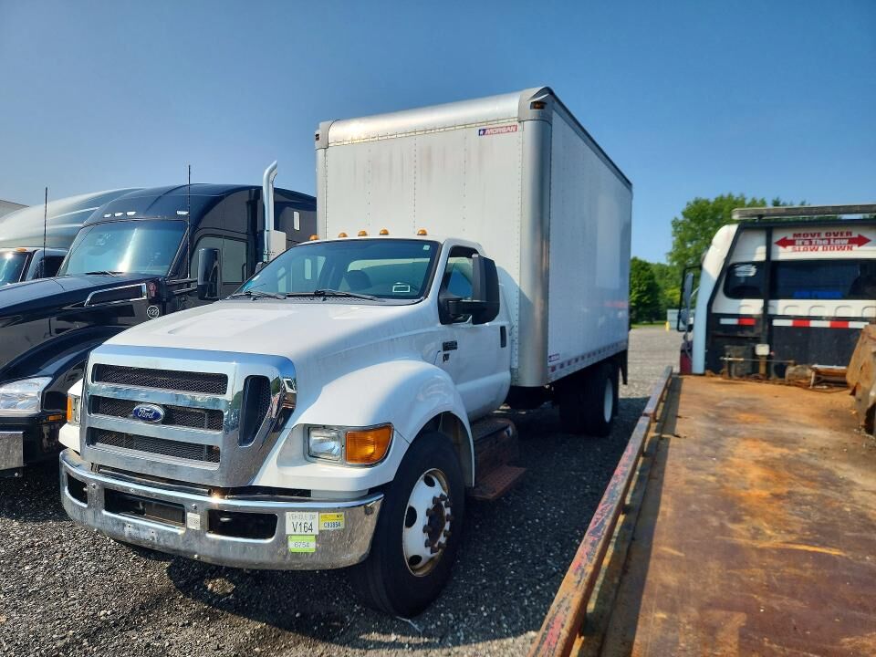 2015 FORD F-650