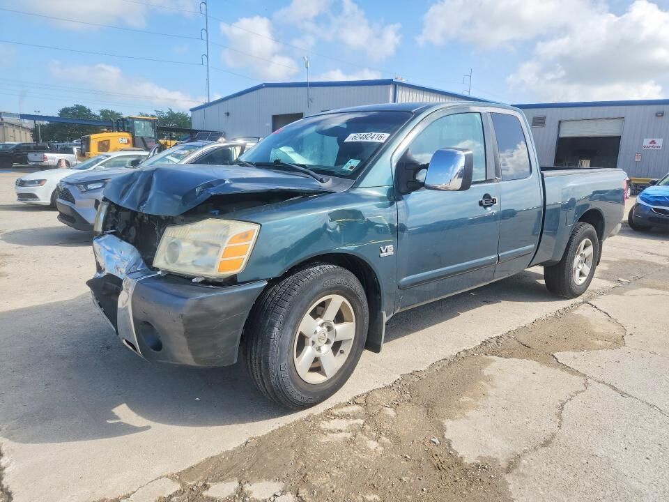 2004 NISSAN Titan