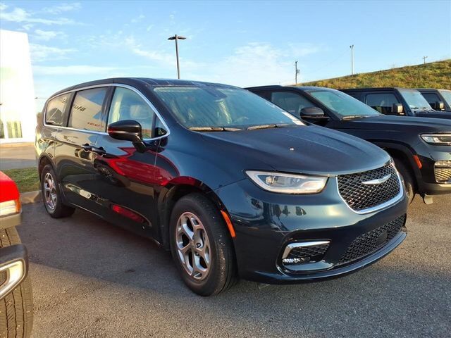 2024 CHRYSLER Pacifica