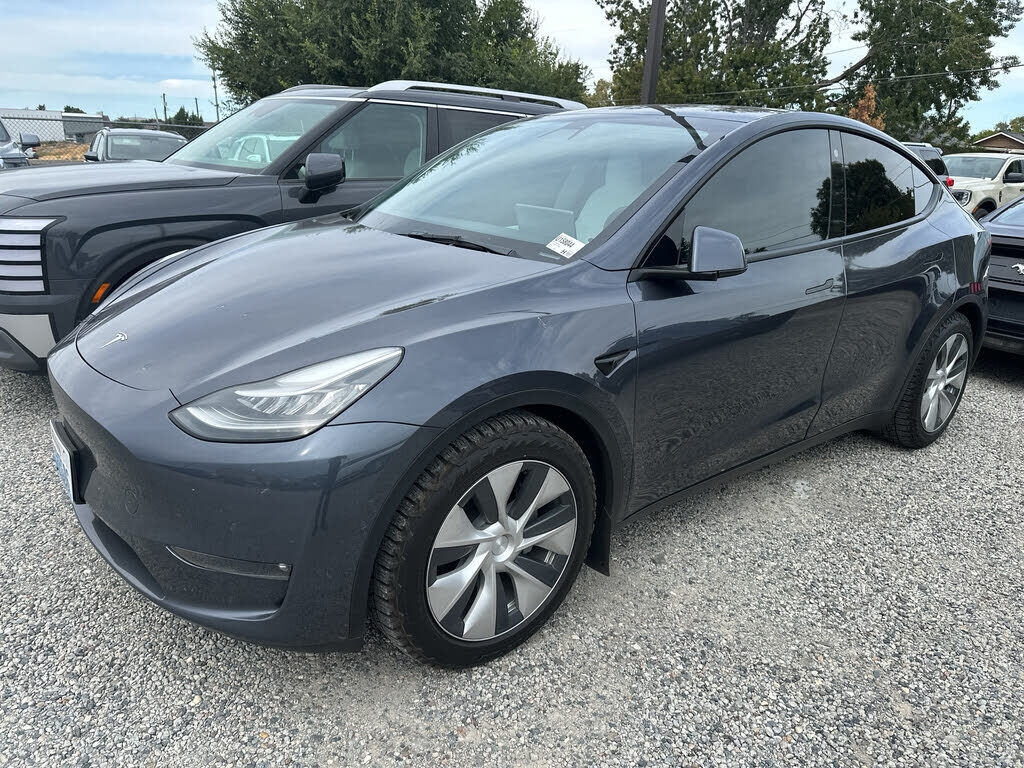 2021 TESLA Model Y