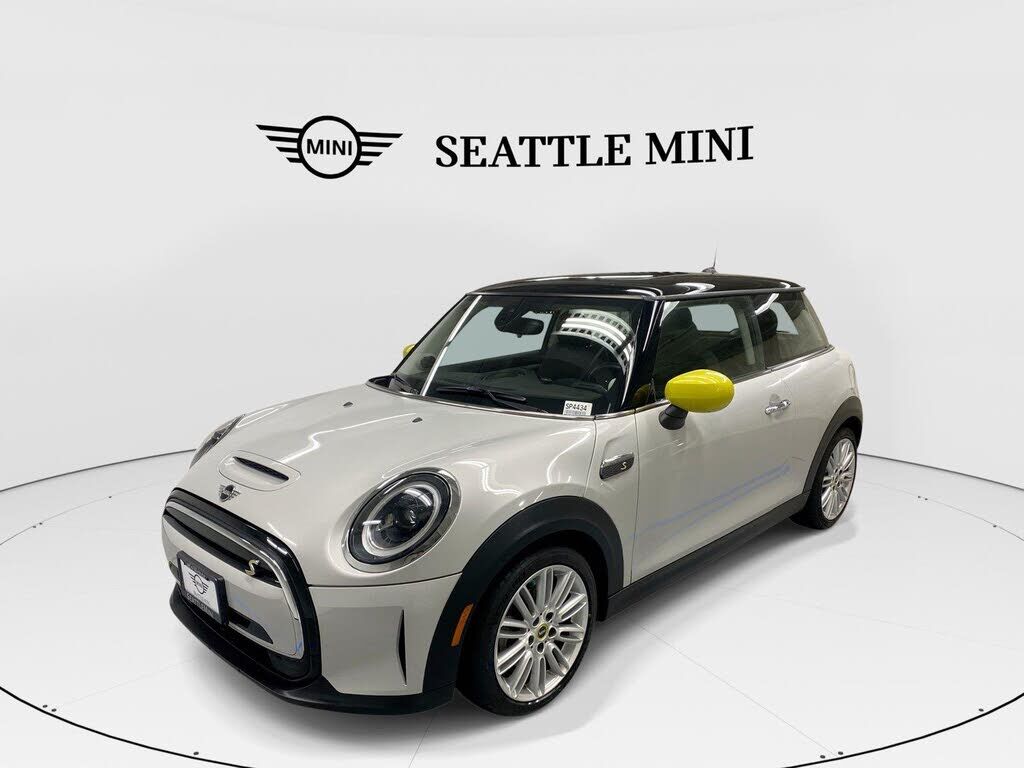 2023 MINI Hardtop
