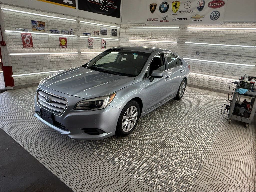 2016 SUBARU Legacy