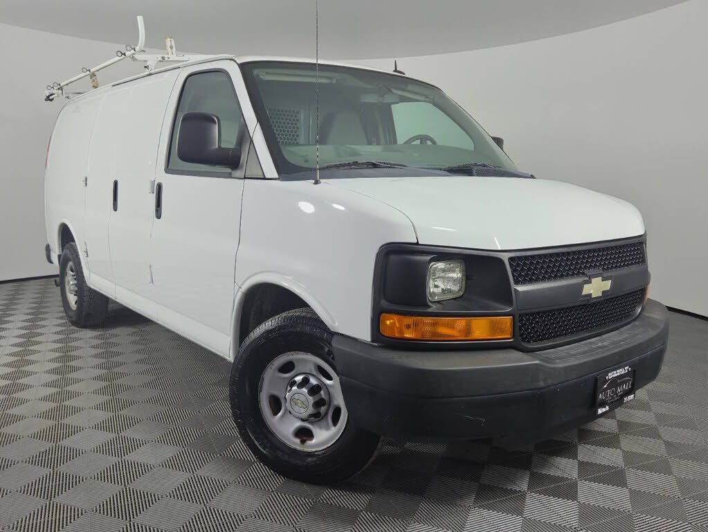 2013 CHEVROLET Express
