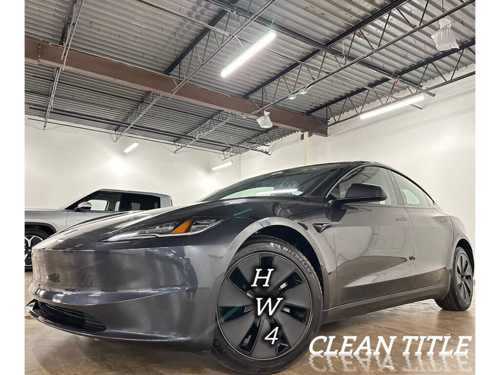 2026 TESLA Model 3
