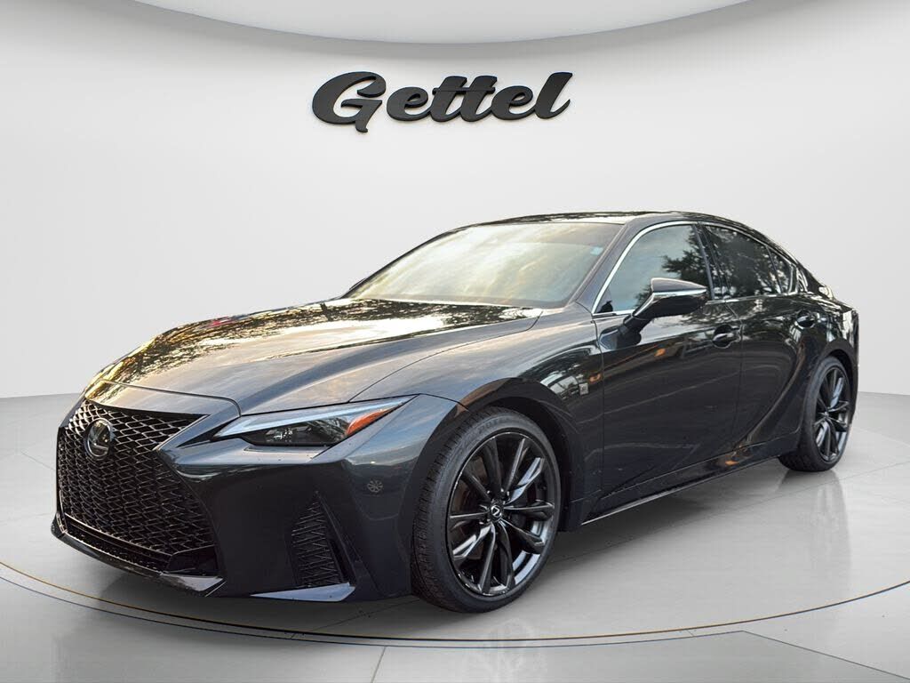 2025 LEXUS IS
