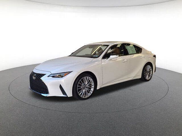 2023 LEXUS IS