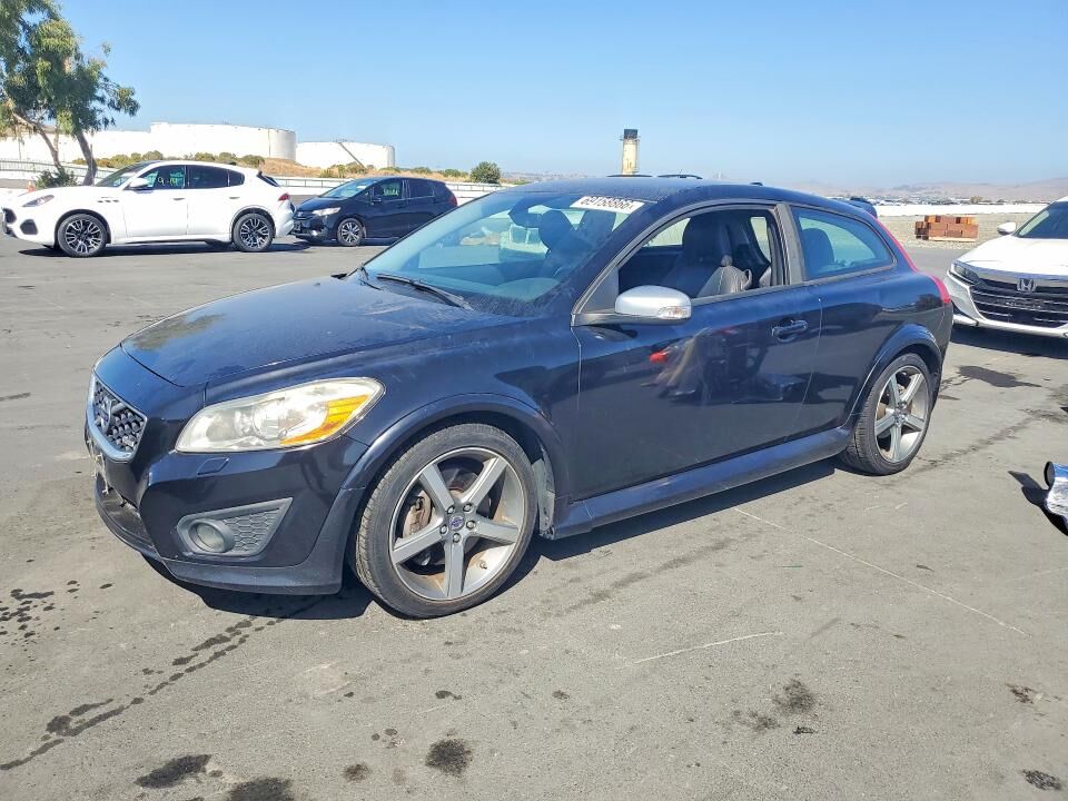 2011 VOLVO C30