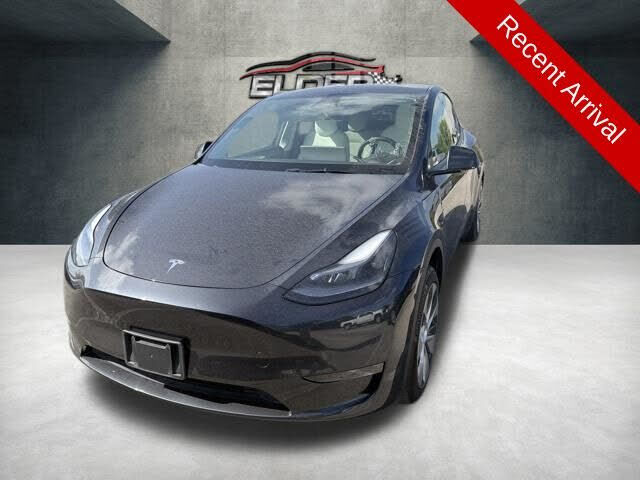 2024 TESLA Model Y