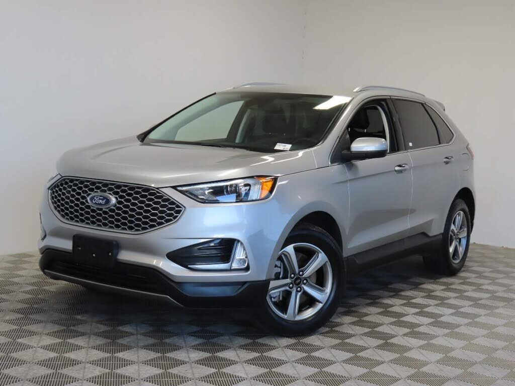 2023 FORD Edge