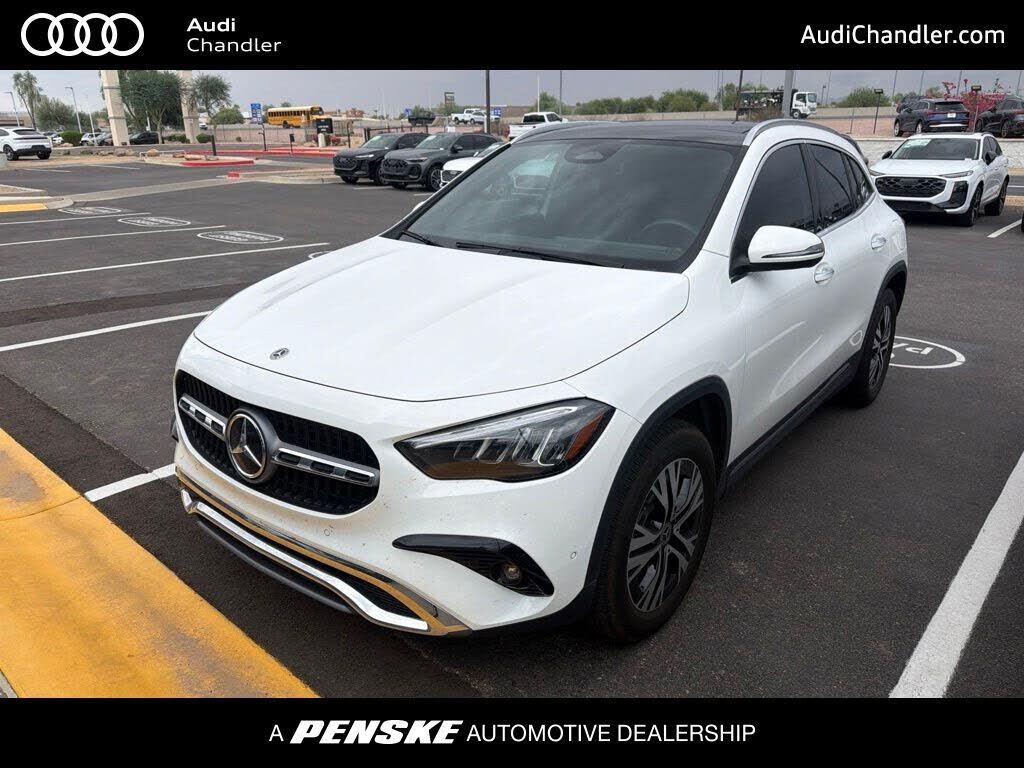 2025 MERCEDES-BENZ GLA-Class