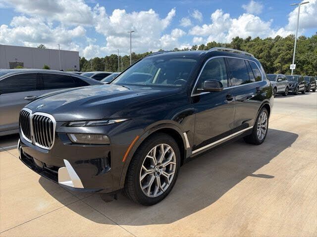 2025 BMW X7