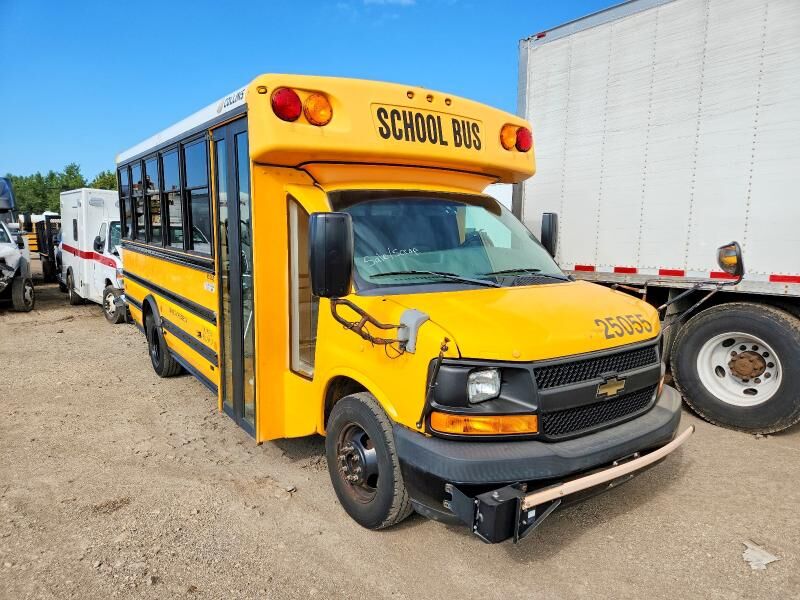 2013 CHEVROLET Express