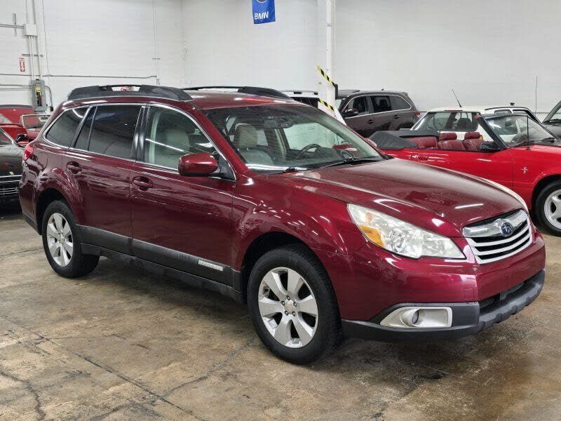 2011 SUBARU Outback
