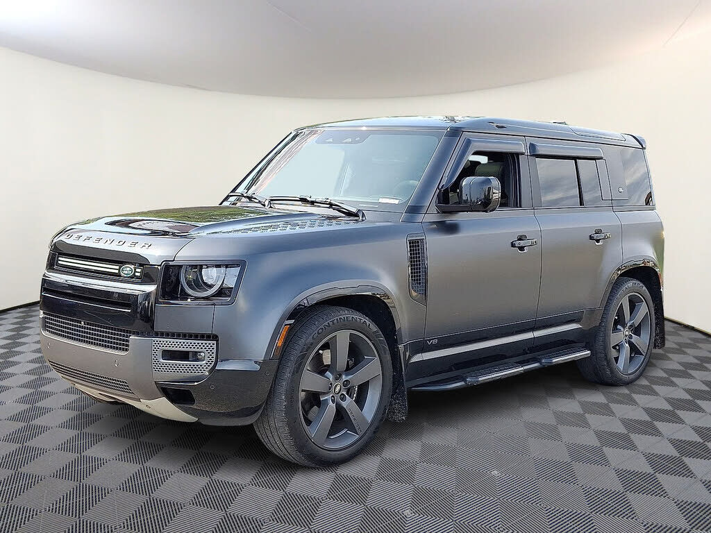 2024 LAND ROVER Defender
