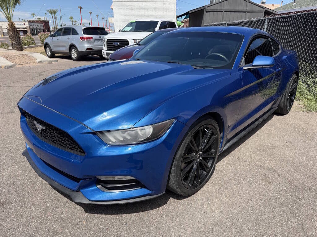 2017 FORD Mustang