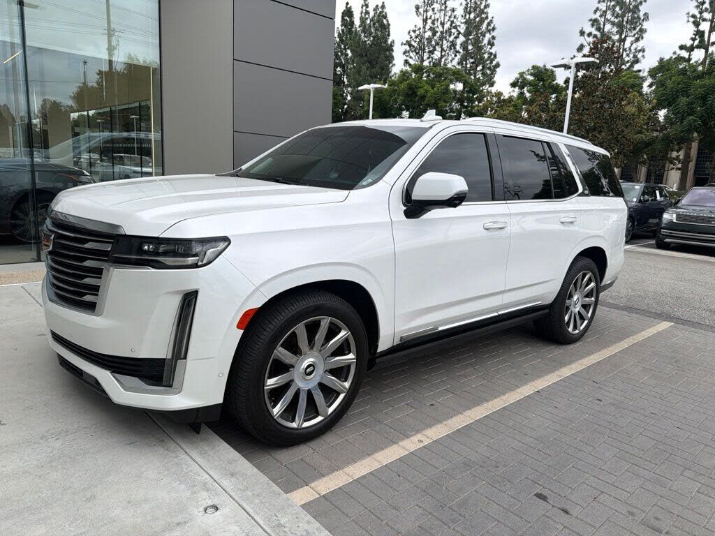 2021 CADILLAC Escalade