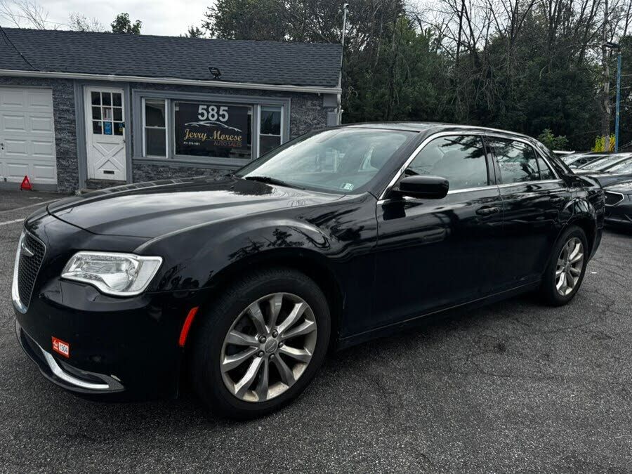 2015 CHRYSLER 300