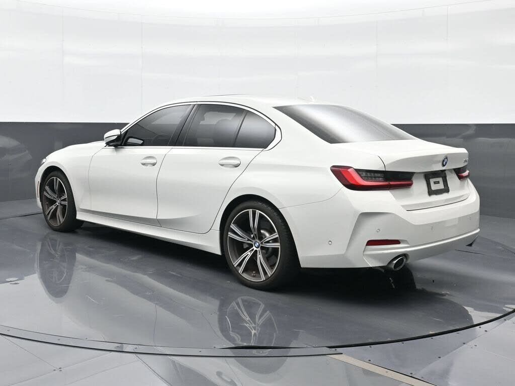 2024 BMW 330i
