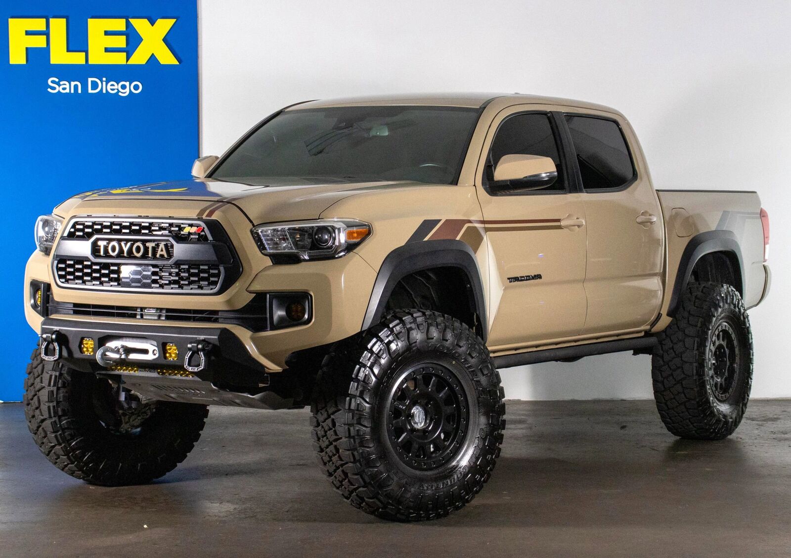 2019 TOYOTA Tacoma