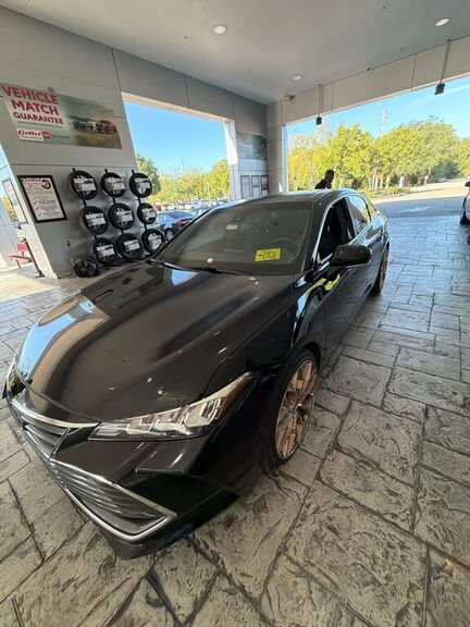 2022 TOYOTA Avalon