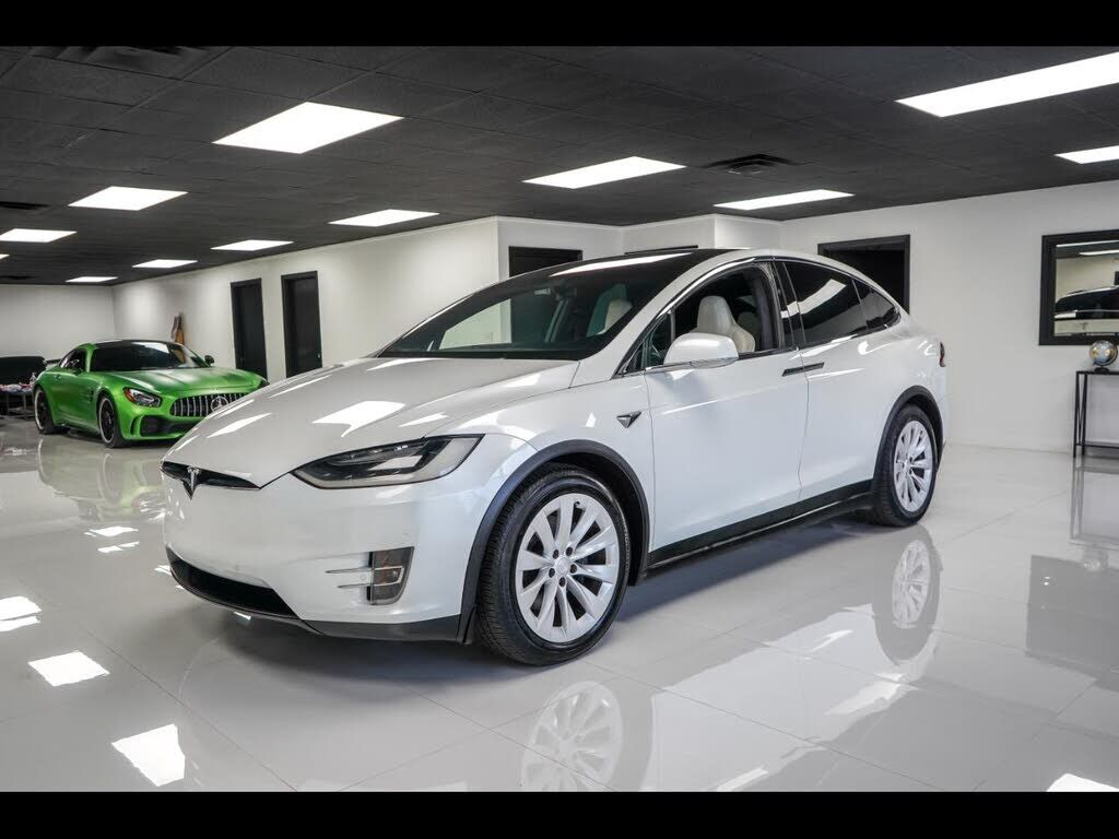 2017 TESLA Model X