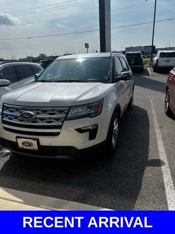 2019 FORD Explorer