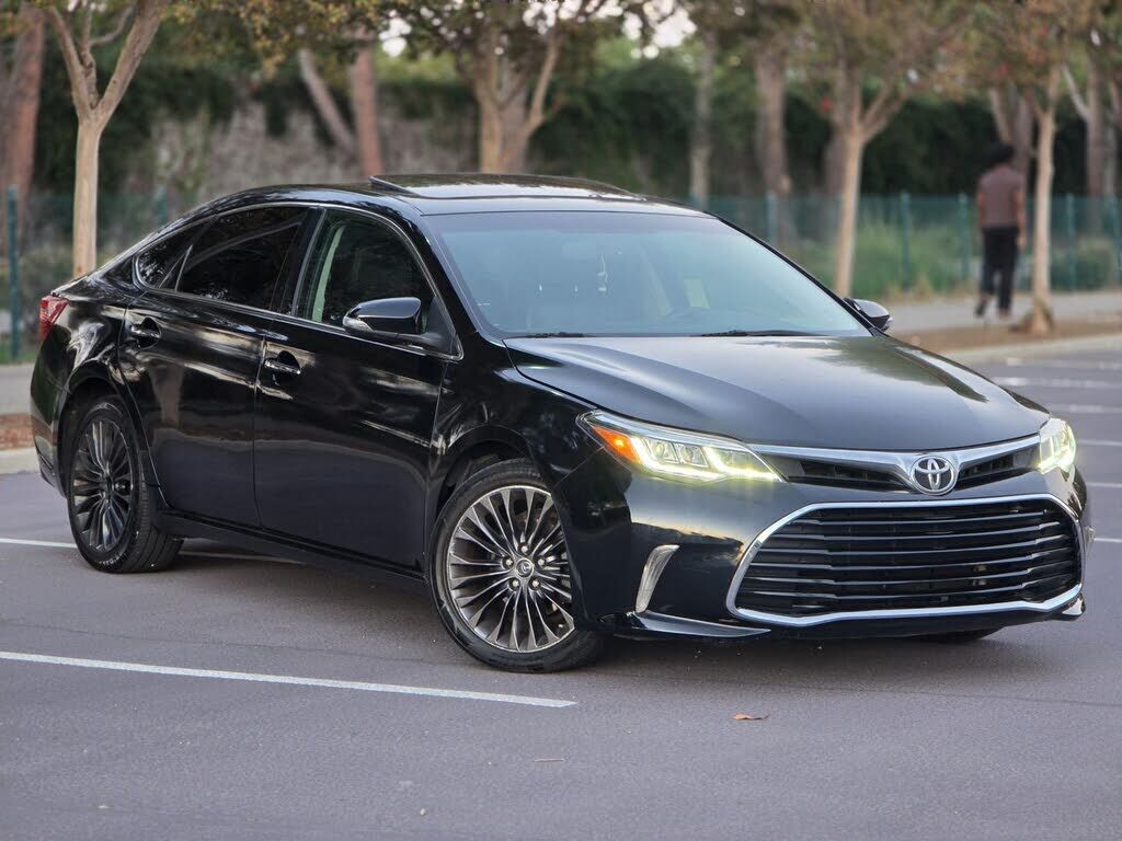 2016 TOYOTA Avalon