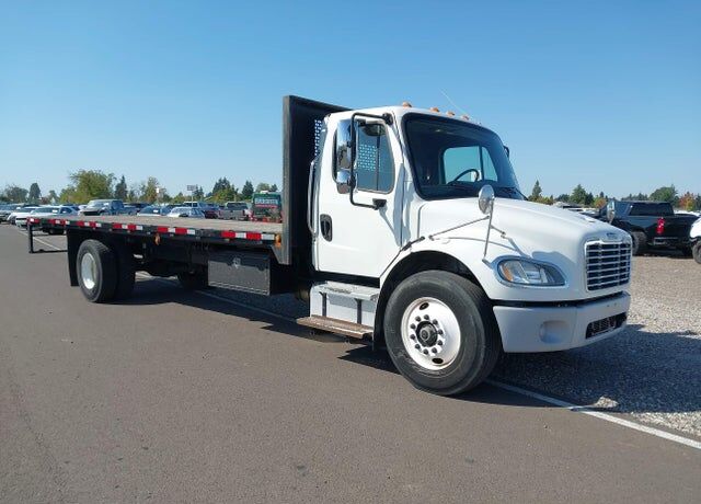 2014 FREIGHTLINER M2