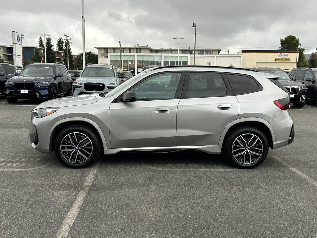 2023 BMW X1