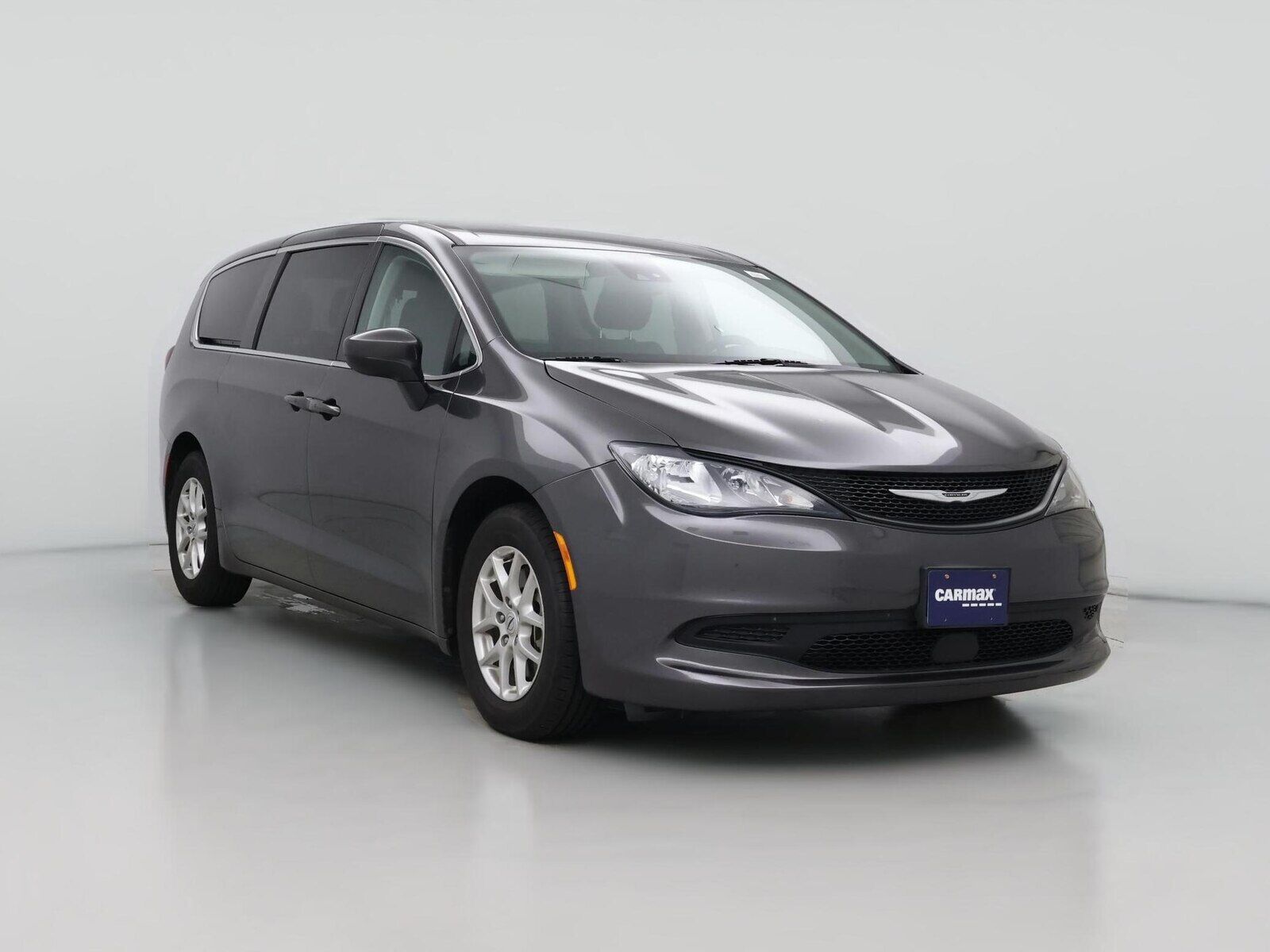2023 CHRYSLER Voyager