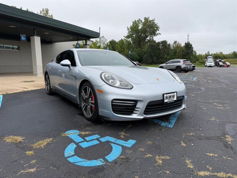 2014 PORSCHE Panamera
