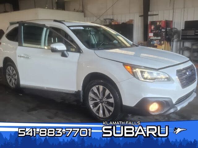 2017 SUBARU Outback