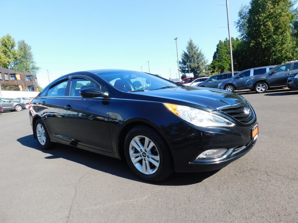 2013 HYUNDAI Sonata