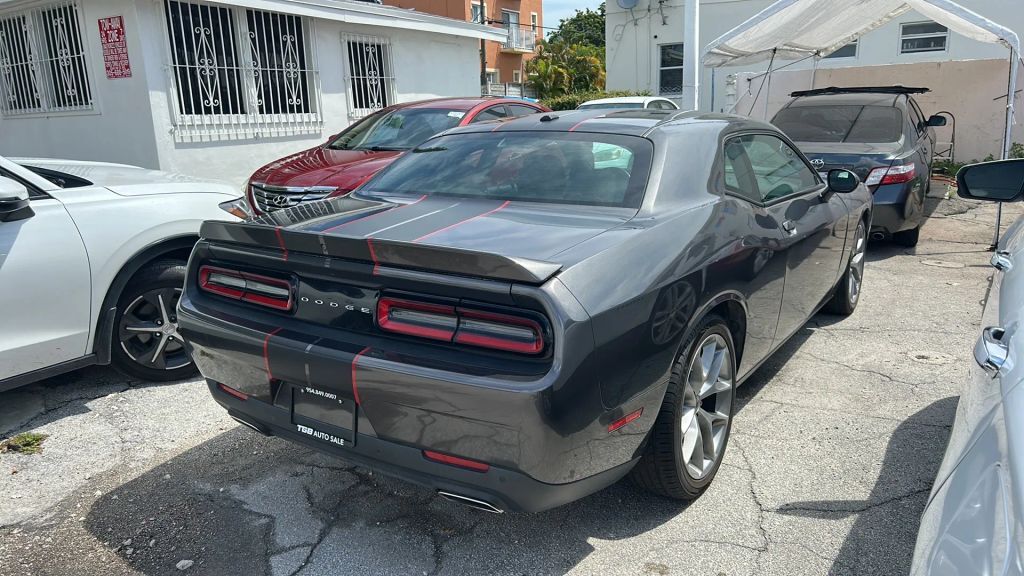 2022 DODGE Challenger