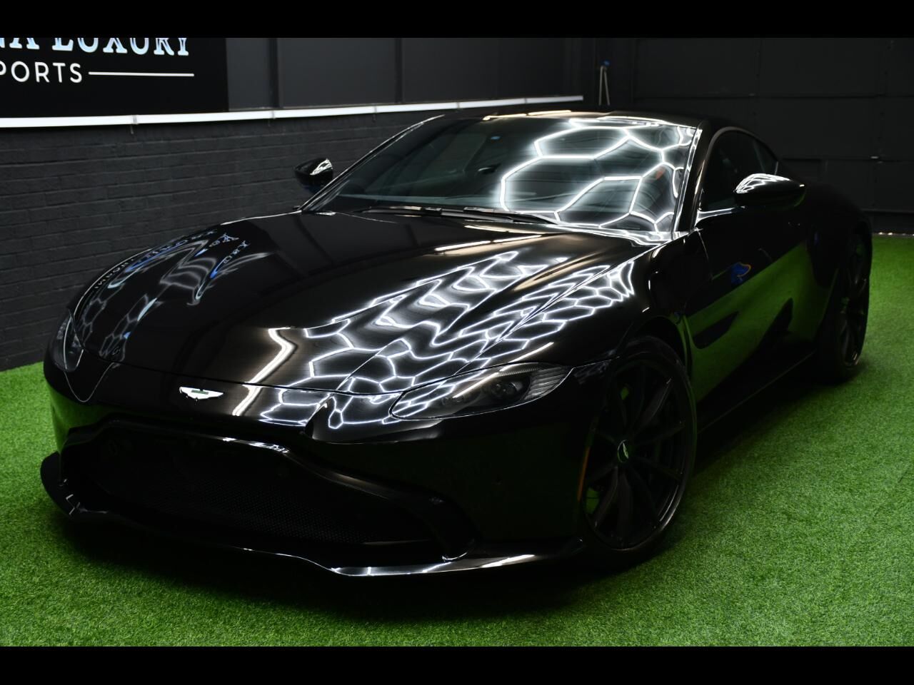 2020 ASTON MARTIN Vantage
