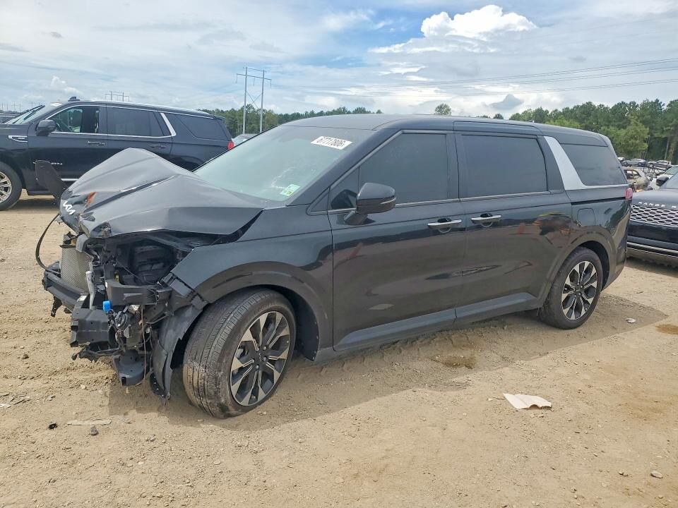 2024 KIA Carnival