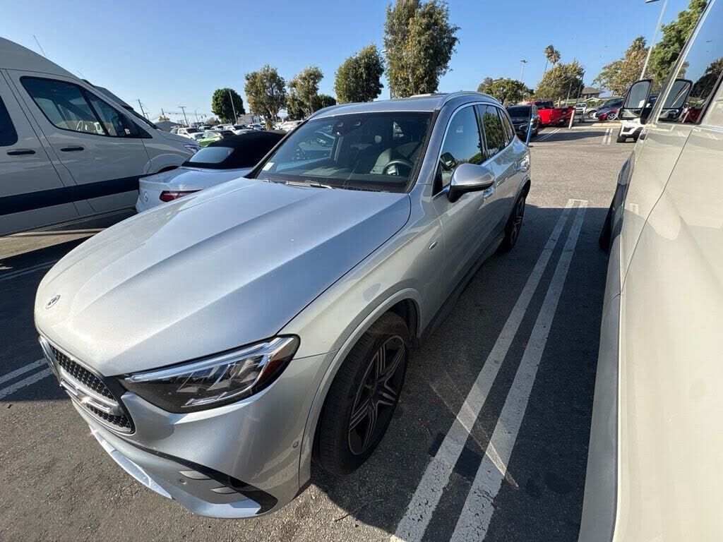 2025 Mercedes-Benz GLC-Class
