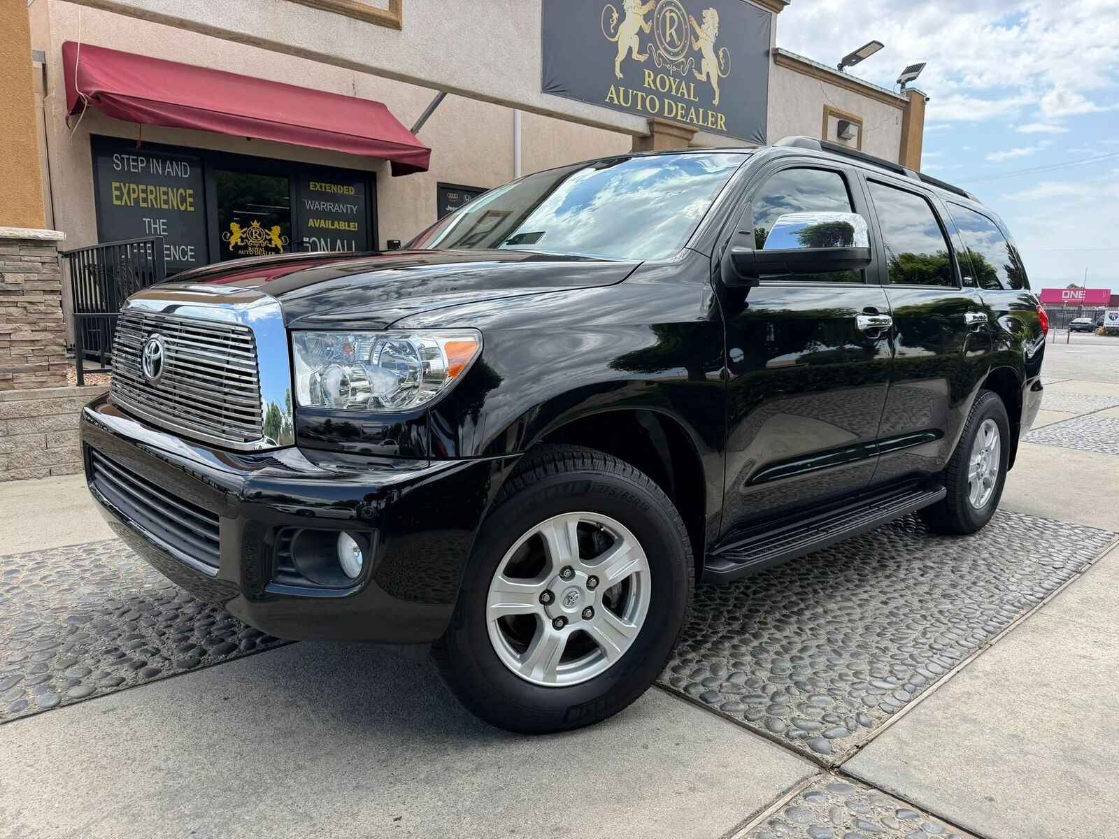 2016 TOYOTA Sequoia