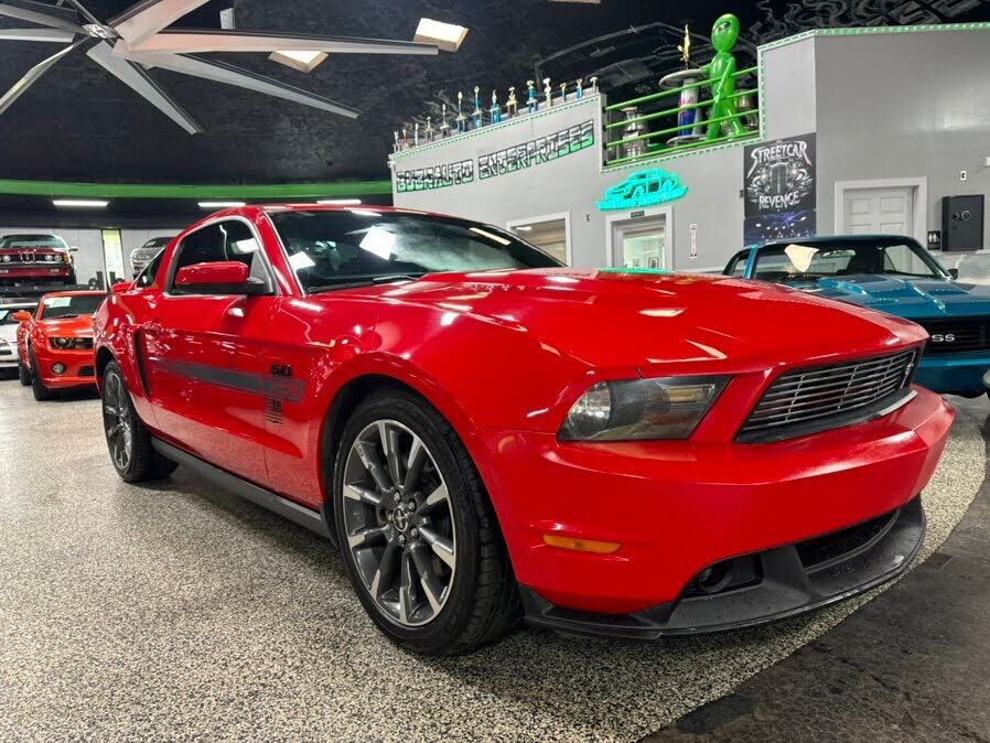 2011 FORD Mustang