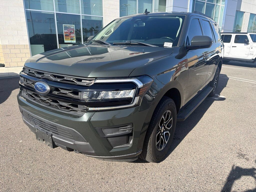 2022 FORD Expedition